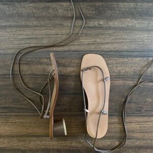 LOQ Dara Sandals